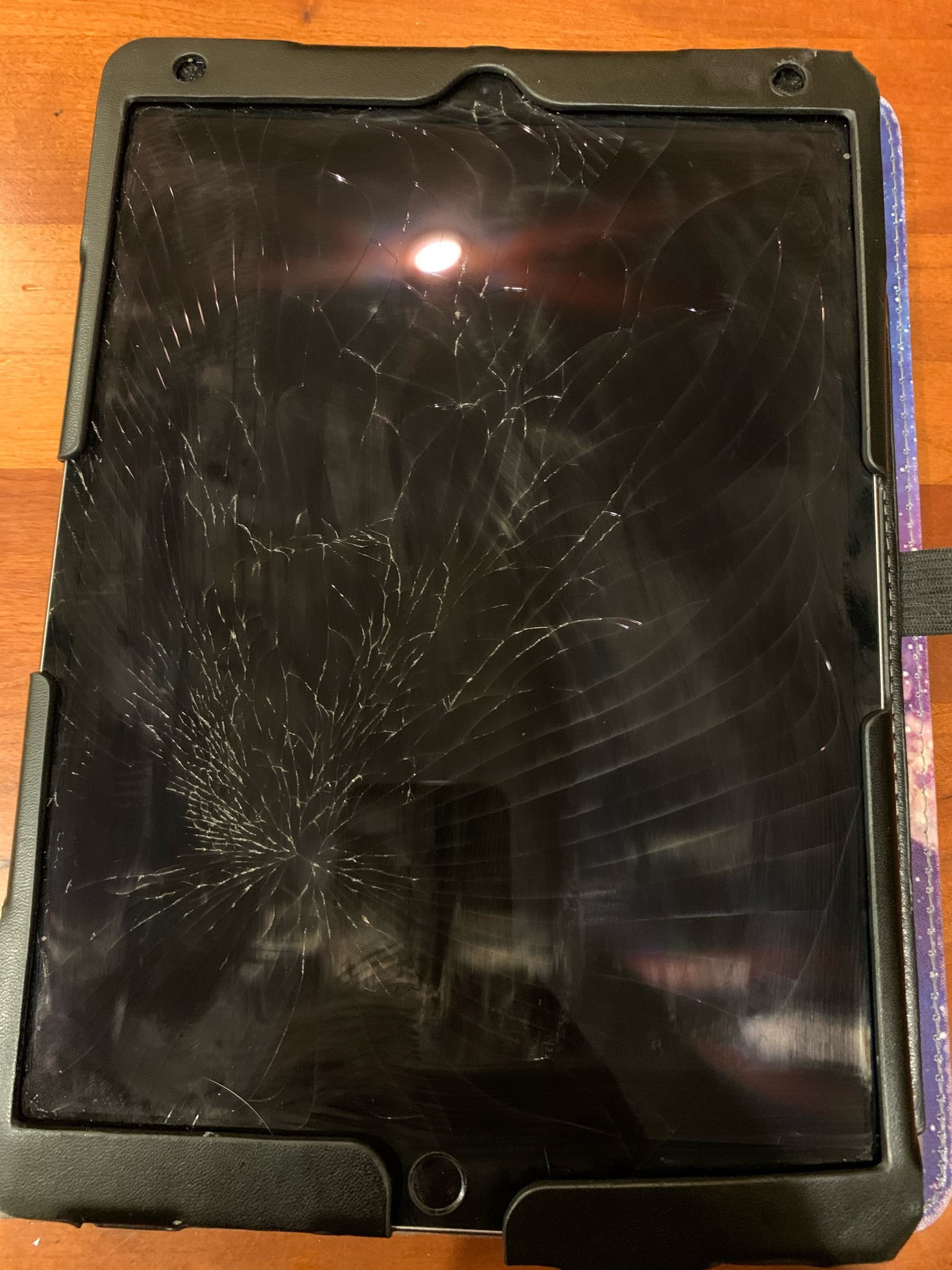 Very cracked iPad Pro 10.5" screen